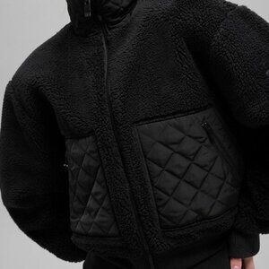 Alo Yoga Sherpa Edge Bomber